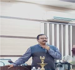 Capt. (Dr.) Ritabrata Tarafder (Head)